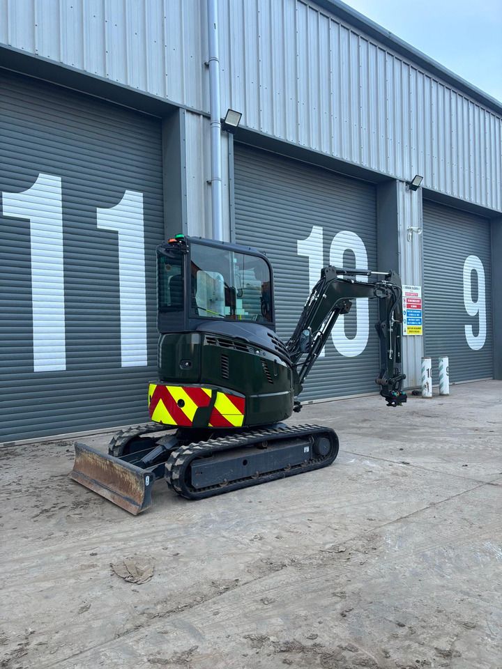 2024 Kobelco SK28SR-7 mini excavator, rear three-quarter view 2024 Kobelco SK28SR-7 mini excavator, rear three-quarter view
