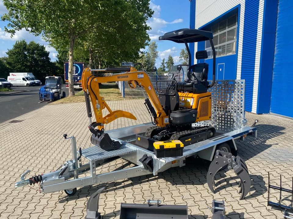 Berger Kraus BK1300JSR mini excavator on trailer Berger Kraus BK1300JSR mini excavator on trailer