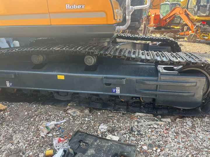 2023 Hyundai 305-9 Robex crawler excavator side view of tracks 2023 Hyundai 305-9 Robex crawler excavator side view of tracks
