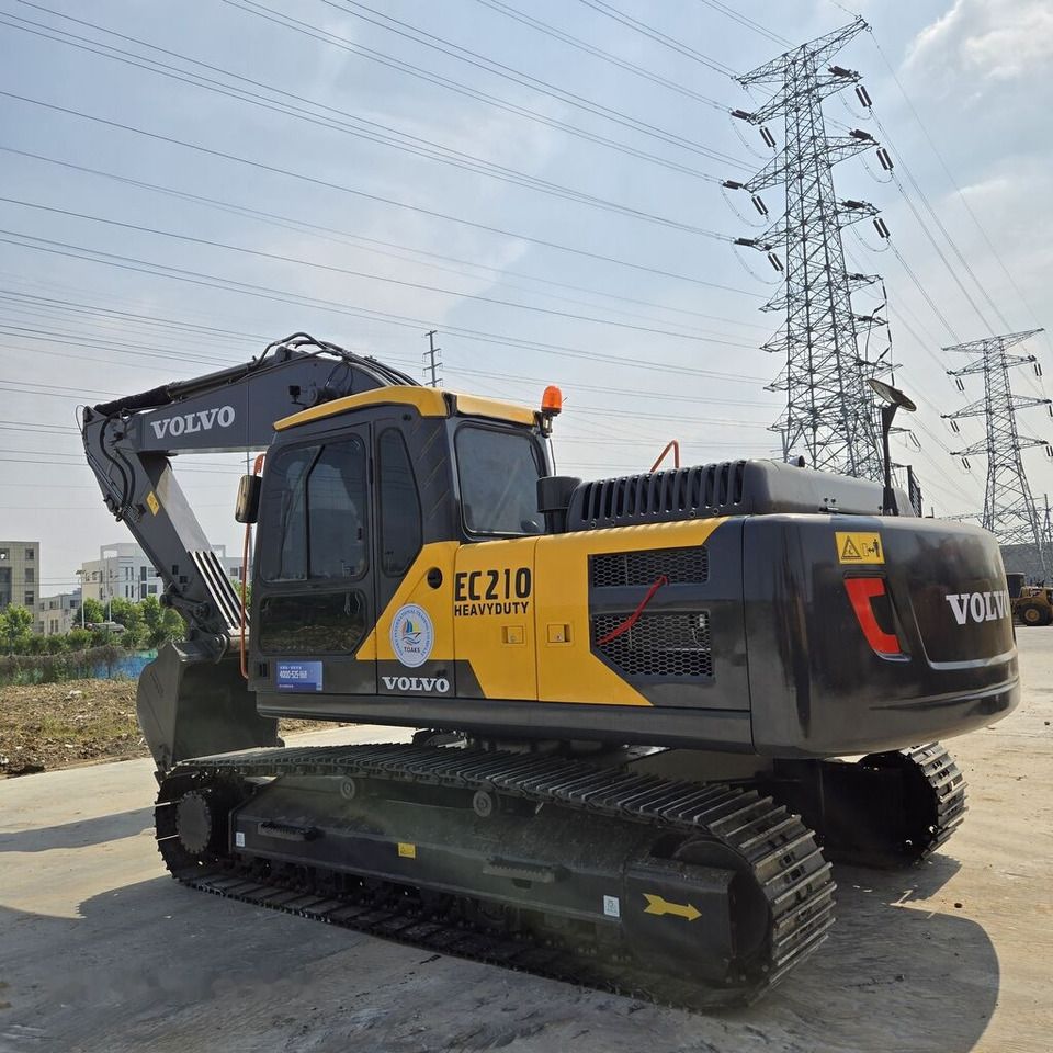 2023 Volvo EC210 crawler excavator, rear three-quarter view 2023 Volvo EC210 crawler excavator, rear three-quarter view