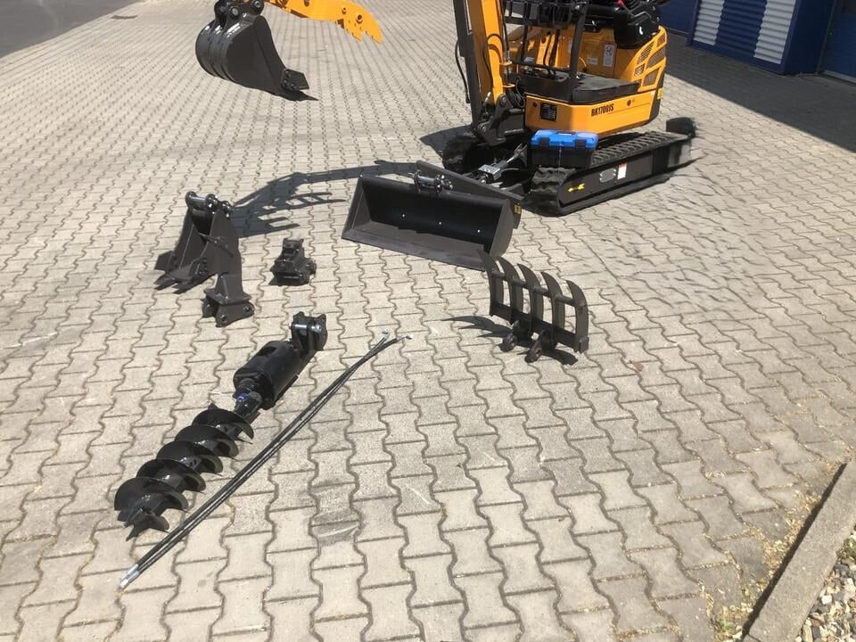Berger Kraus BK1700JS mini excavator with accessory package