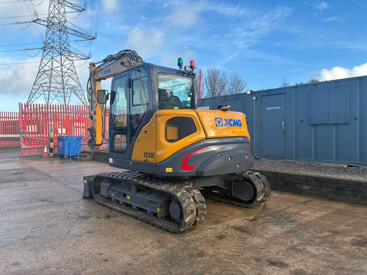 2023 XCMG XE80E mini excavator, rear three-quarter view 2023 XCMG XE80E mini excavator, rear three-quarter view