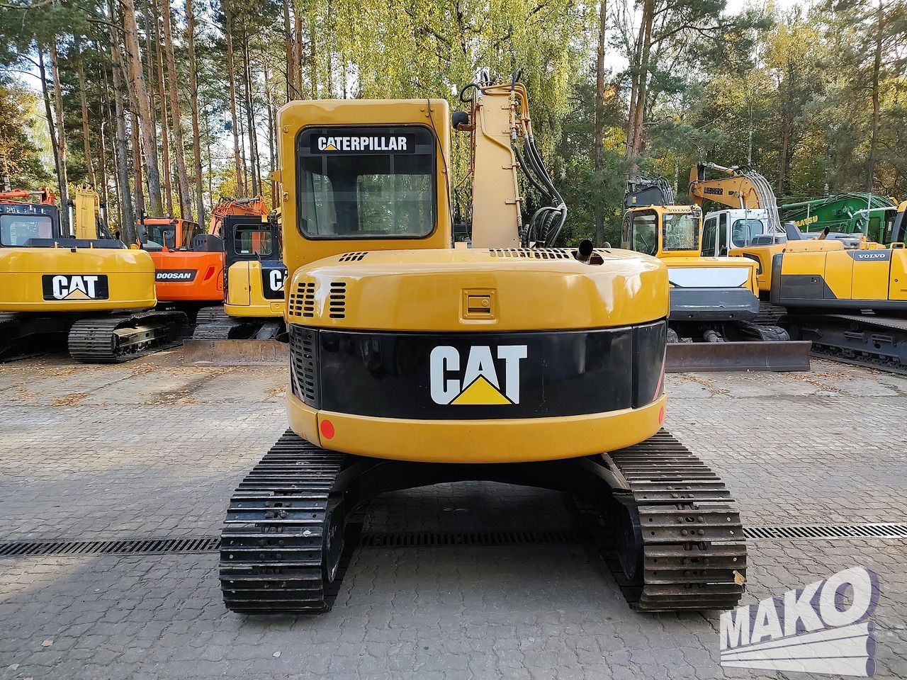 2005 Caterpillar 308C crawler excavator, rear view 2005 Caterpillar 308C crawler excavator, rear view