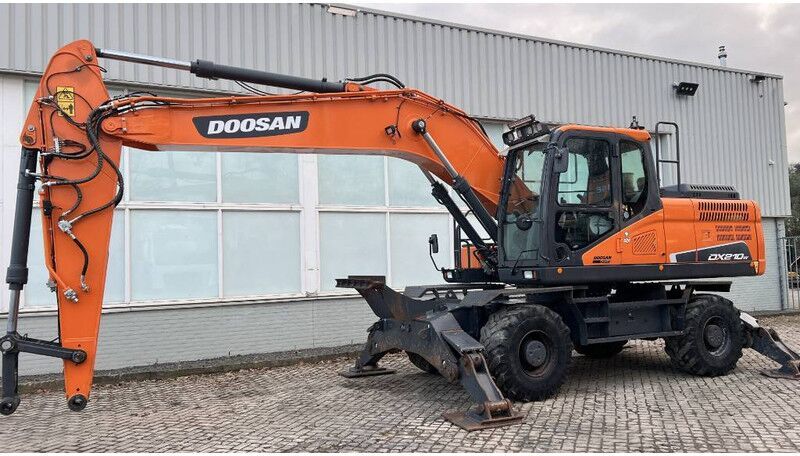 2020 Doosan DX210W-5 wheel excavator side view