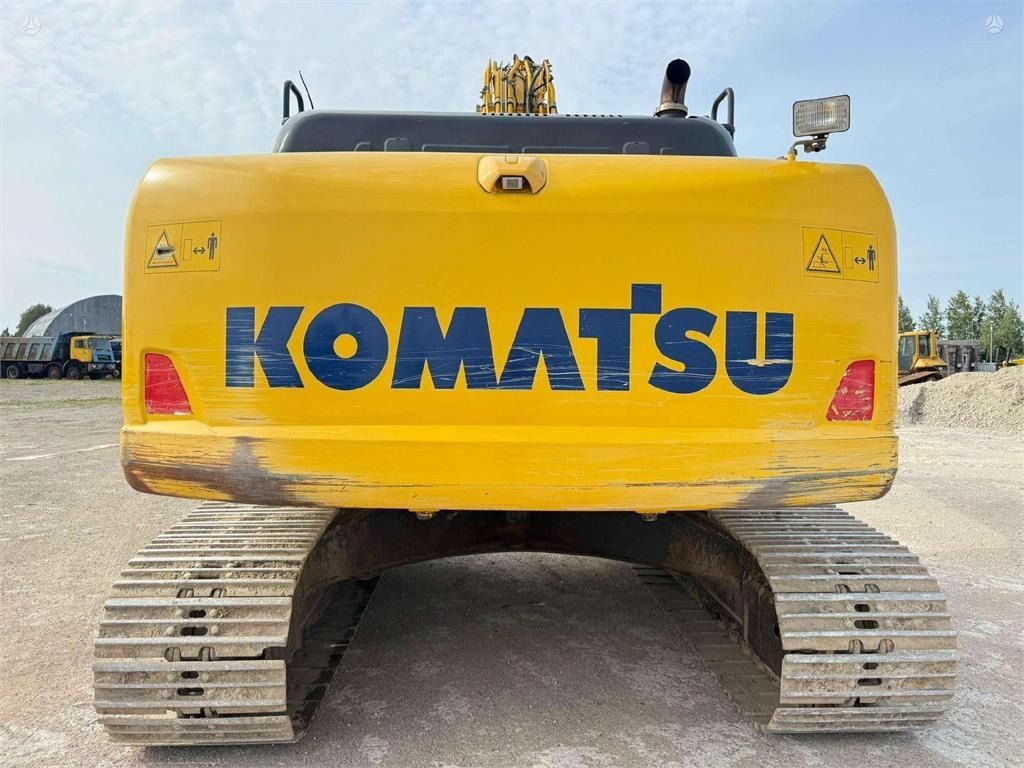 2015 Komatsu PC240LC-10 crawler excavator rear view