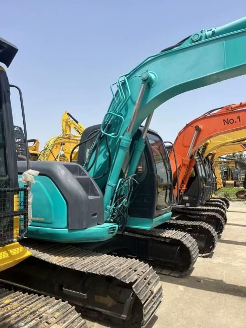 2021 Kobelco 135SR crawler excavator, side view