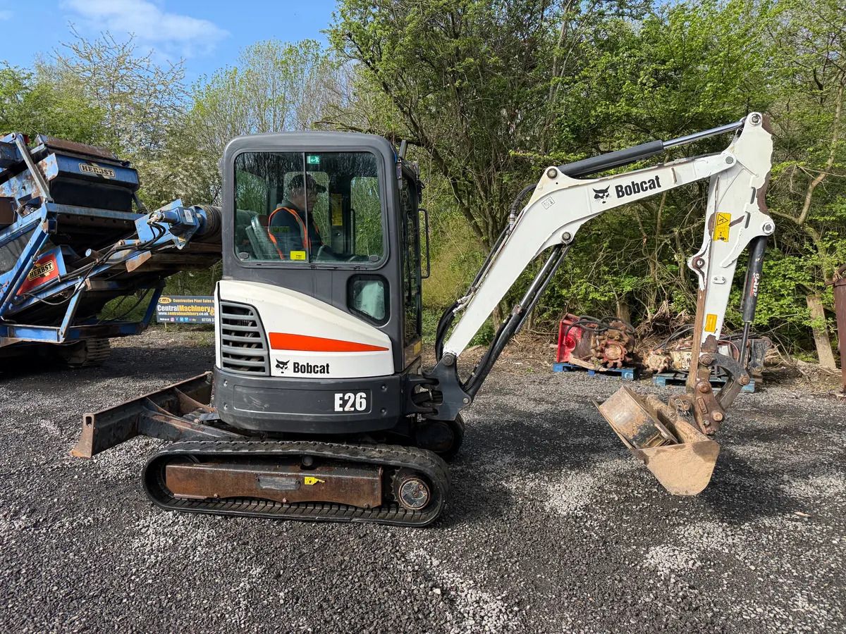 2017 Bobcat E26 mini excavator, side view 2017 Bobcat E26 mini excavator, side view