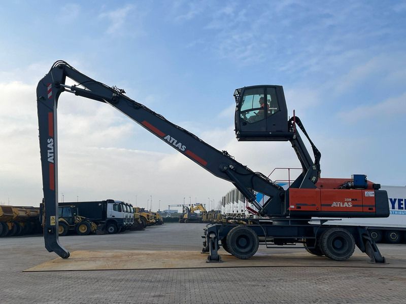 2019 Atlas 350MH material handler, side profile view
