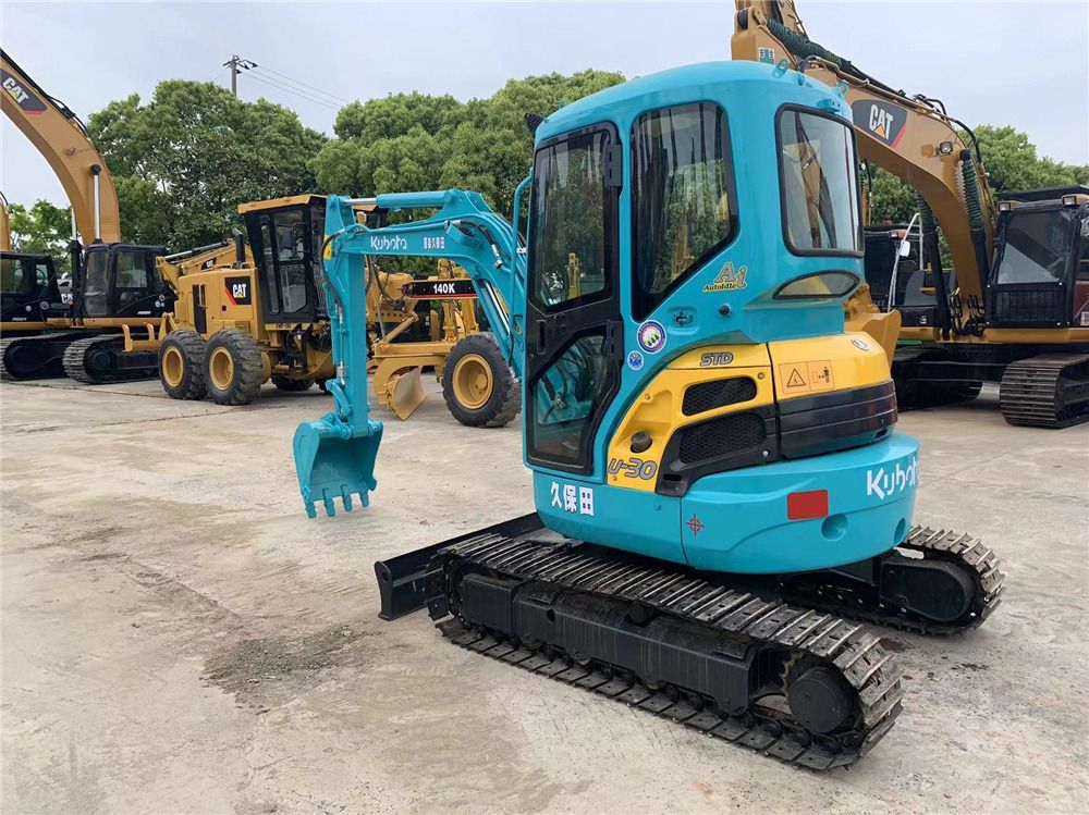 2022 Kubota U-30 mini excavator, rear three-quarter view 2022 Kubota U-30 mini excavator, rear three-quarter view