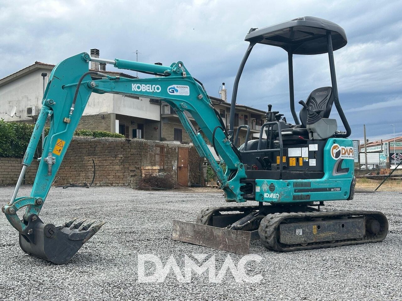 2021 Kobelco SK17SR-3E mini excavator side view 2021 Kobelco SK17SR-3E mini excavator side view