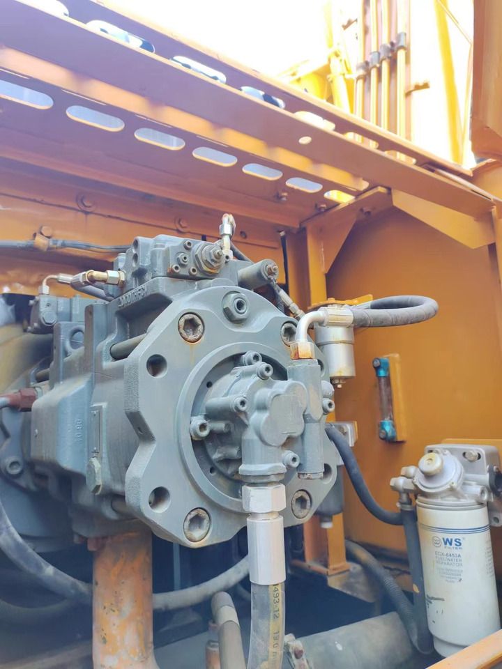 2020 Sany SY365H crawler excavator engine compartment detail