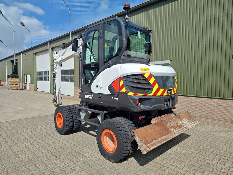 2020 Bobcat E57W wheel excavator, rear three-quarter view 2020 Bobcat E57W wheel excavator, rear three-quarter view