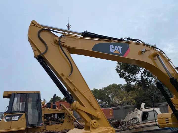 2020 Caterpillar 315DL crawler excavator boom and cab detail 2020 Caterpillar 315DL crawler excavator boom and cab detail
