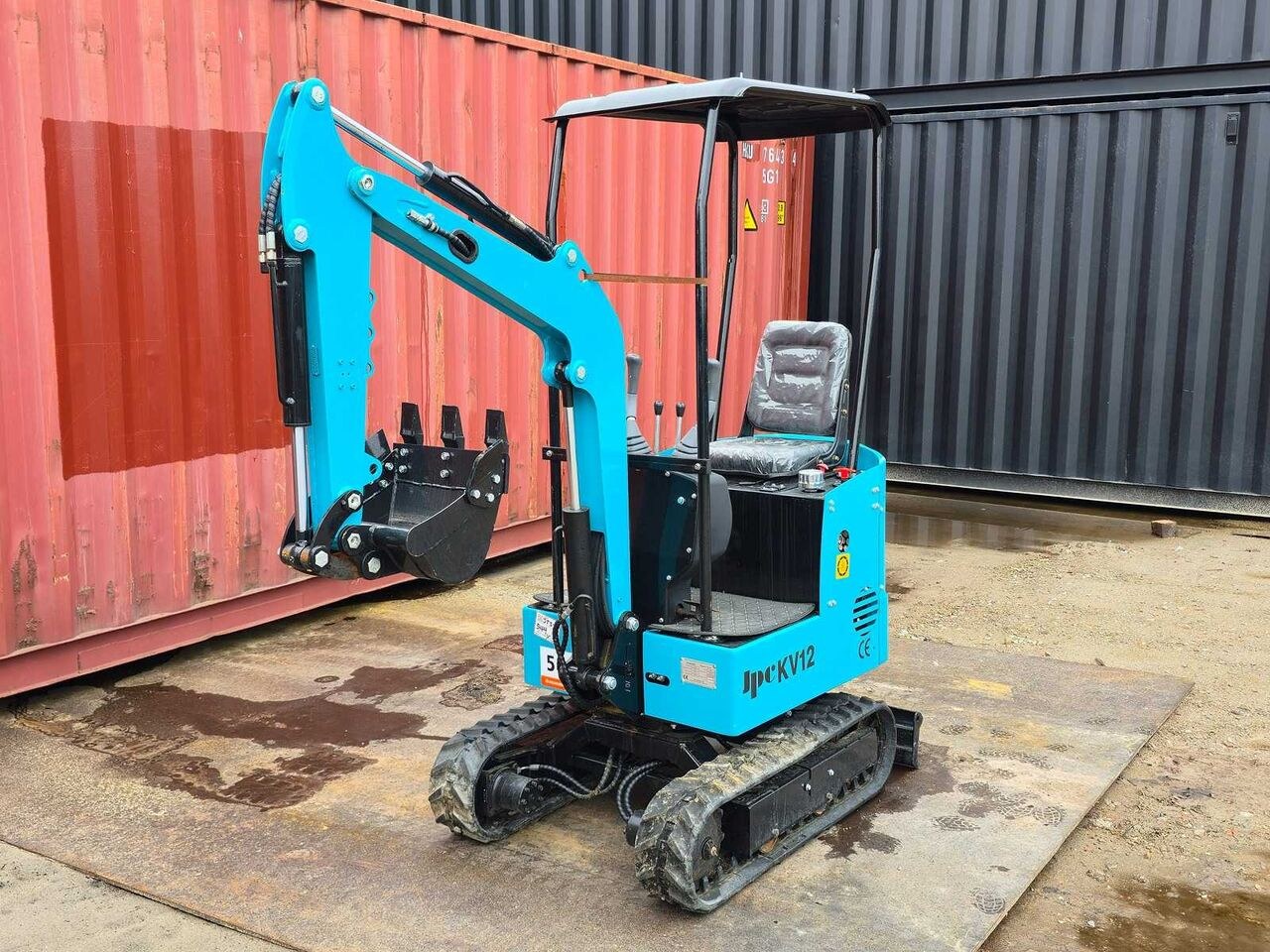 2025 JPC KV12 mini excavator, front three-quarter view
