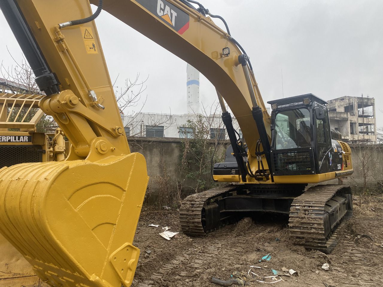 2021 Caterpillar 336D crawler excavator, front three-quarter view