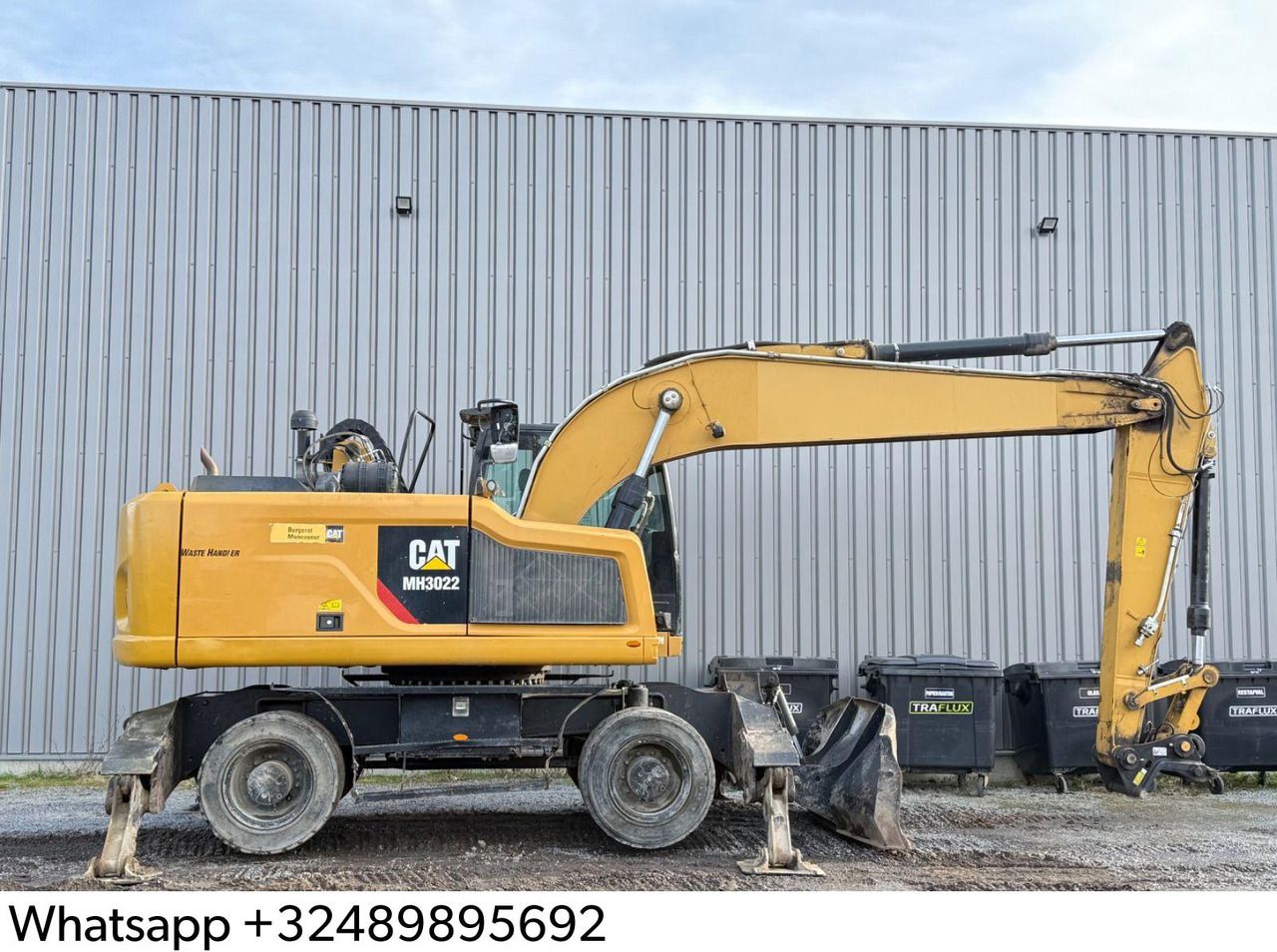 2018 Caterpillar MH3022 wheel excavator, side profile view 2018 Caterpillar MH3022 wheel excavator, side profile view