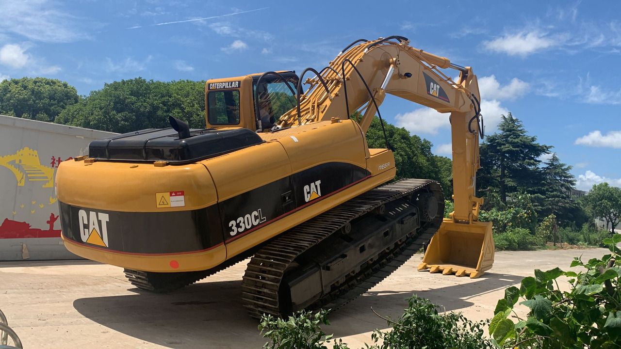 2021 Caterpillar 330CL crawler excavator, rear three-quarter view 2021 Caterpillar 330CL crawler excavator, rear three-quarter view