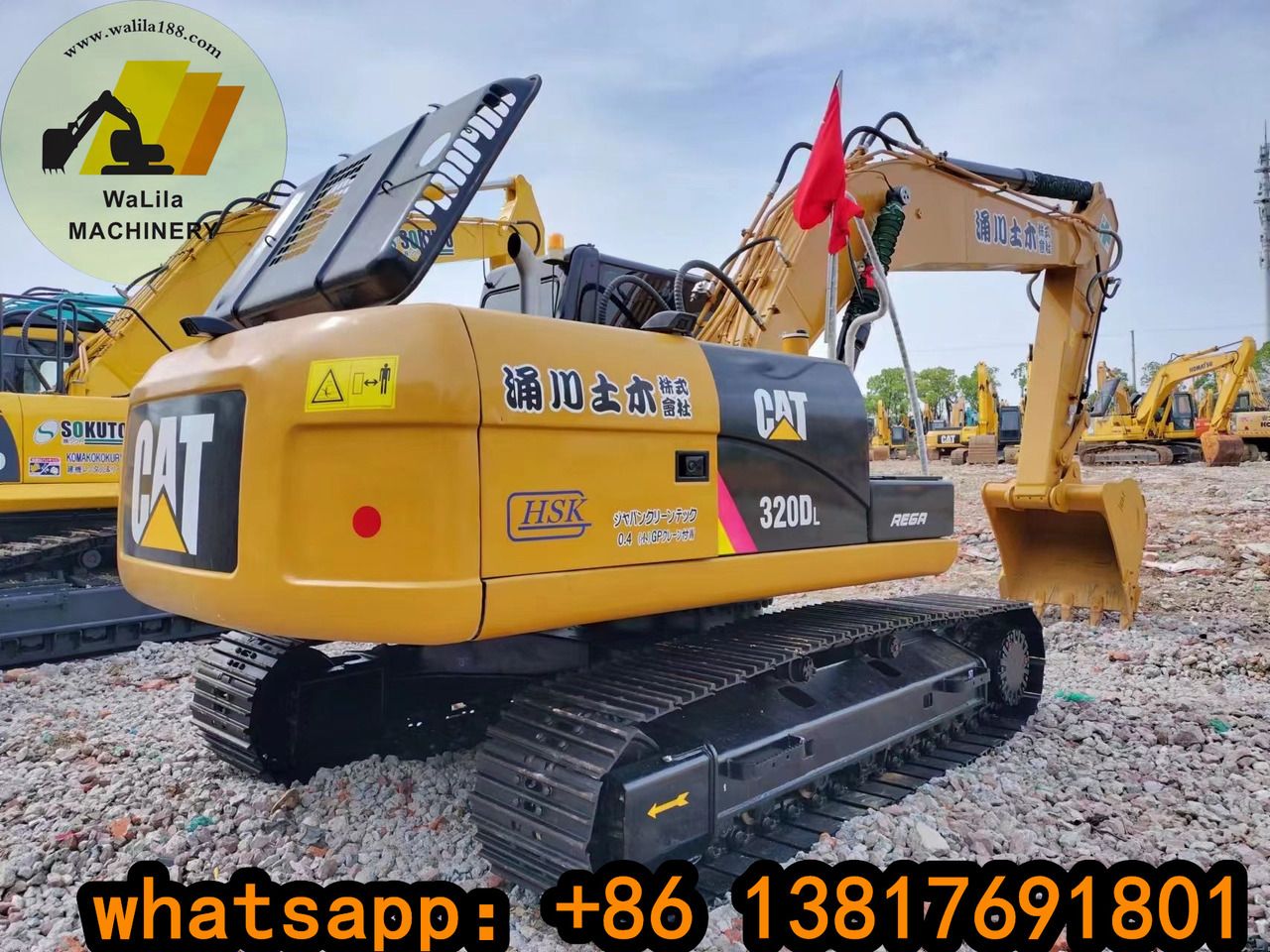 Excavator pe șenile Caterpillar 320DL, 2023, vedere din spate trei sferturi
