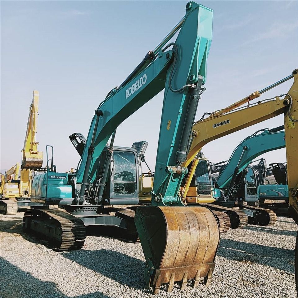 2023 Kobelco SK200D crawler excavator, front three-quarter view 2023 Kobelco SK200D crawler excavator, front three-quarter view