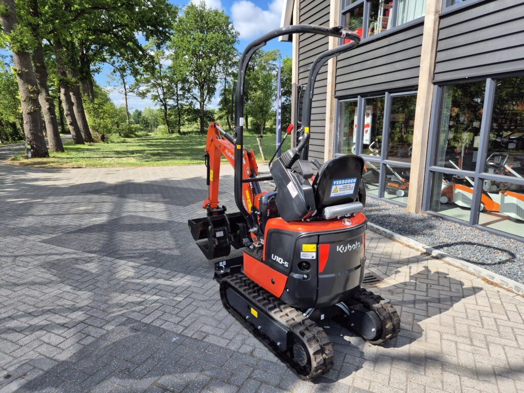 2023 Kubota U10-5 mini excavator, rear three-quarter view 2023 Kubota U10-5 mini excavator, rear three-quarter view