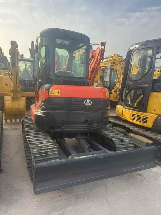 2021 Kubota KX155 crawler excavator, front view 2021 Kubota KX155 crawler excavator, front view