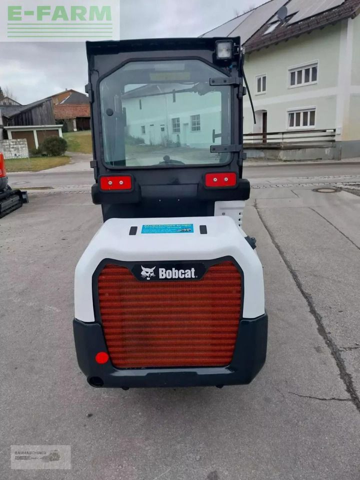 2021 Bobcat L28 mini excavator rear view