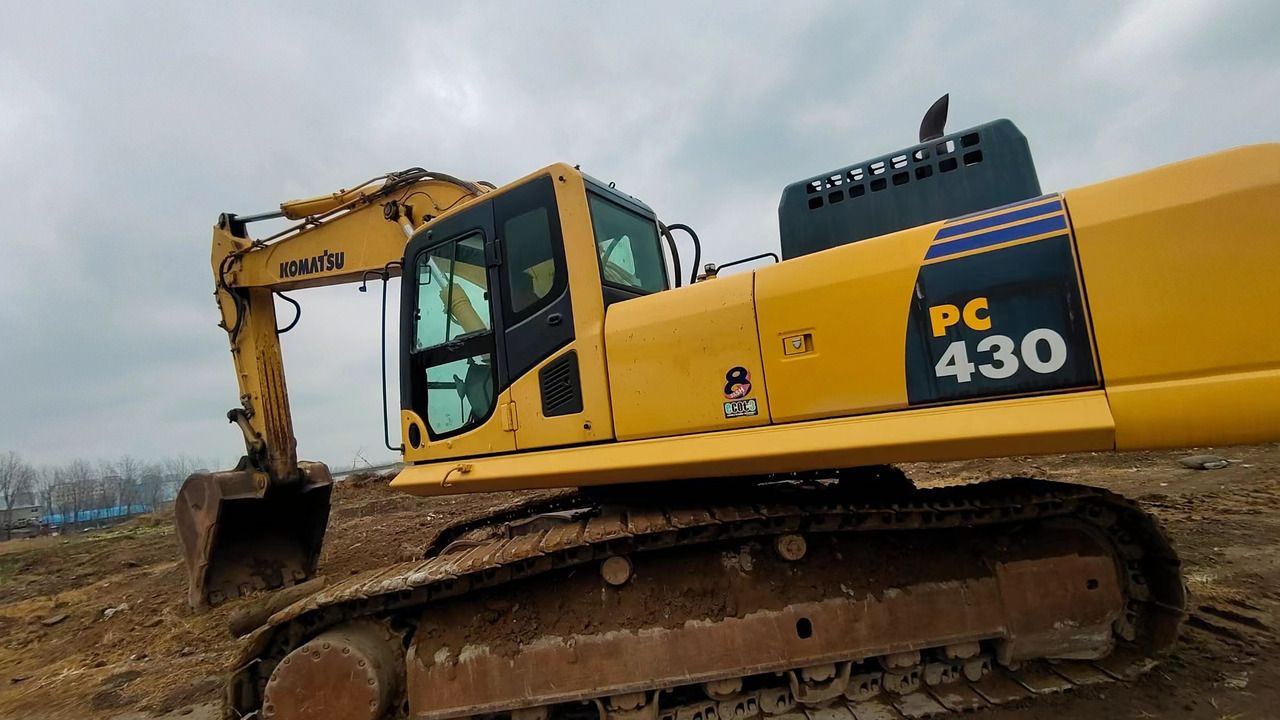 2022 Komatsu PC430-8 crawler excavator, side view