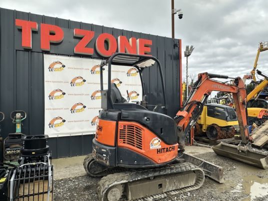 2015 Hitachi ZX29U-3 mini excavator, side view