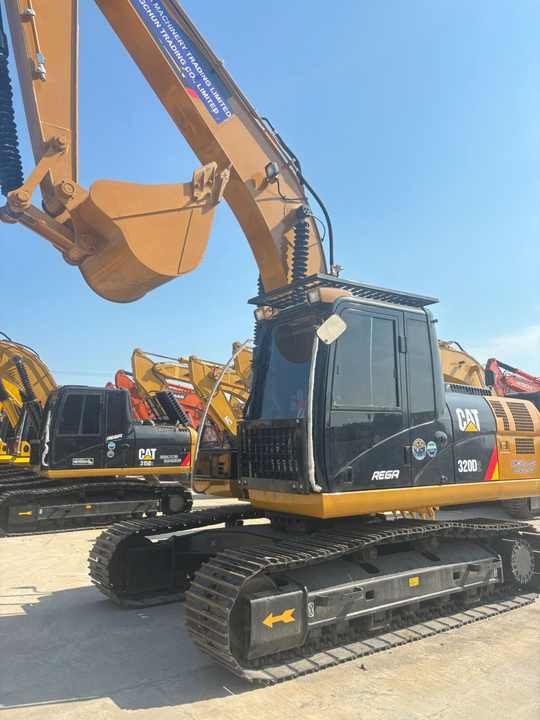 2020 Caterpillar 320D гусеничный экскаватор, вид сбоку 2020 Caterpillar 320D гусеничный экскаватор, вид сбоку