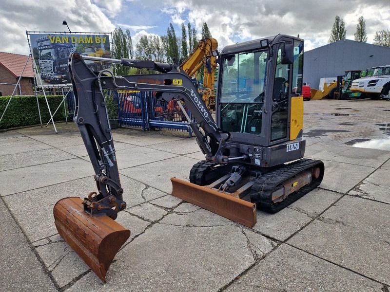 2018 Volvo ECR25D mini excavator, side view