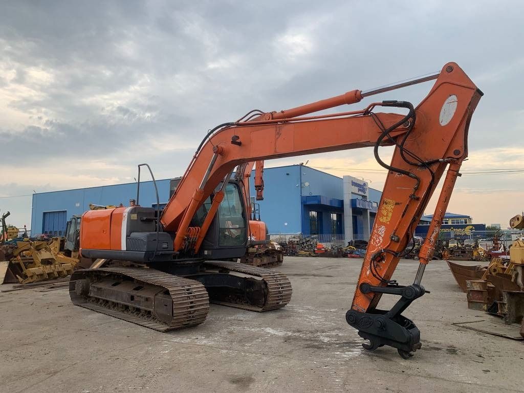 2007 Hitachi ZX180LC-3 crawler excavator, side profile view 2007 Hitachi ZX180LC-3 crawler excavator, side profile view