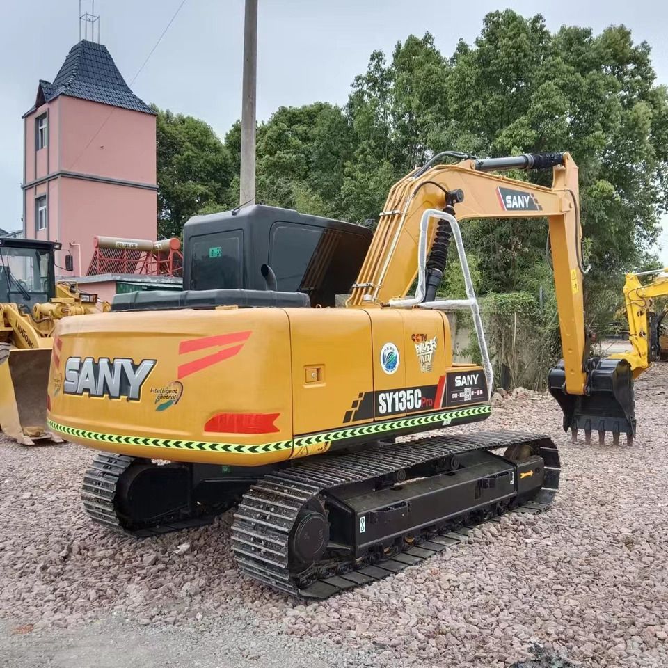 2022 Sany SY135C Pro crawler excavator rear three-quarter view 2022 Sany SY135C Pro crawler excavator rear three-quarter view