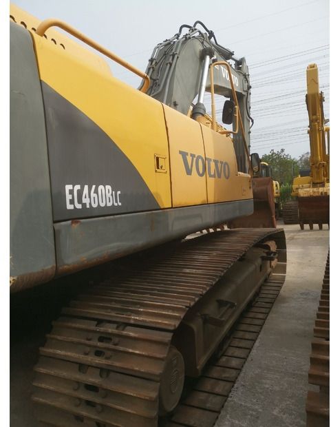 2019 Volvo EC460BLC crawler excavator side view