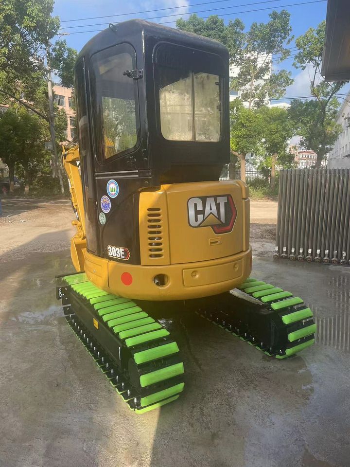 2020 Caterpillar 303E mini excavator rear view 2020 Caterpillar 303E mini excavator rear view