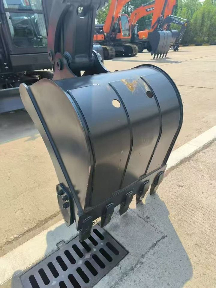 2026 Doosan DX60D mini excavator bucket close-up 2026 Doosan DX60D mini excavator bucket close-up