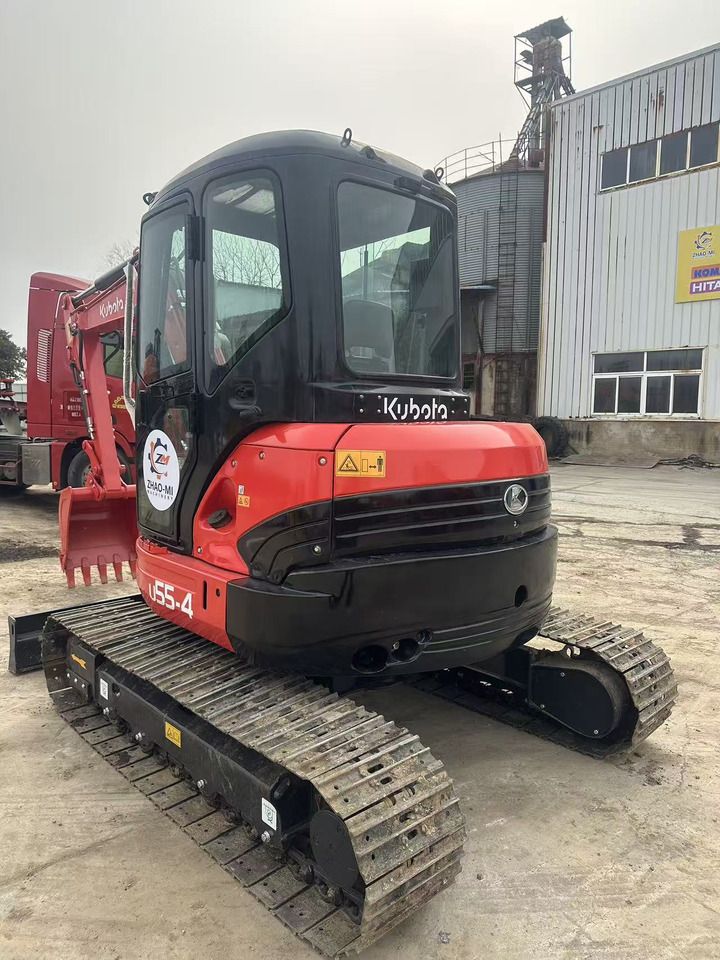 Kubota U55-4 crawler excavator, front three-quarter view Kubota U55-4 crawler excavator, front three-quarter view