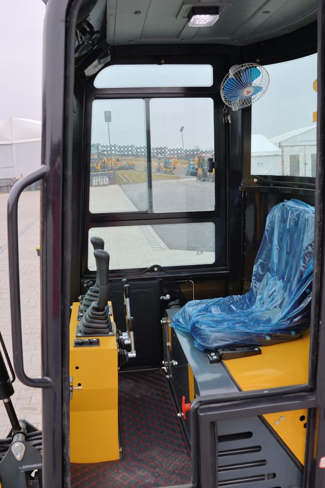 APS OKW12 mini excavator interior view APS OKW12 mini excavator interior view