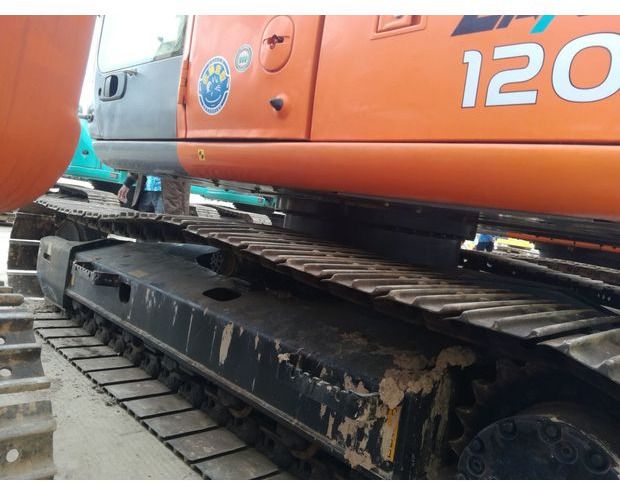 2020 Hitachi ZX120 crawler excavator side view of undercarriage 2020 Hitachi ZX120 crawler excavator side view of undercarriage