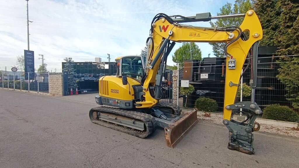 2021 Wacker Neuson ET90 mini excavator, side view 2021 Wacker Neuson ET90 mini excavator, side view