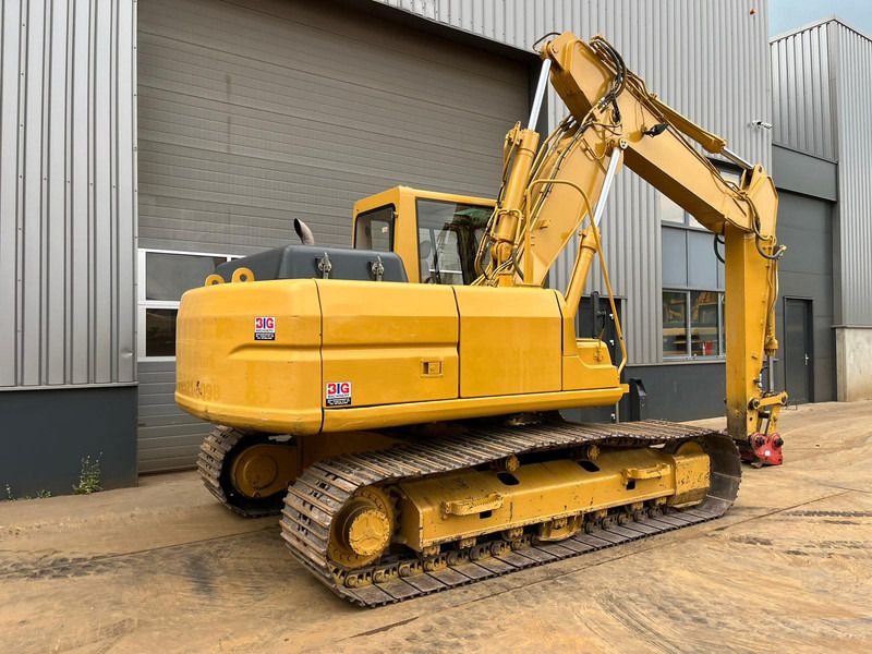 2000 Caterpillar 315BL crawler excavator, rear three-quarter view