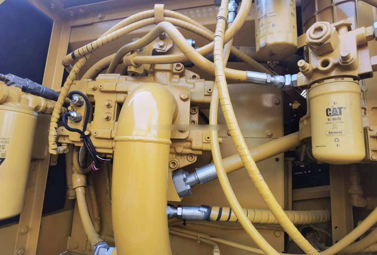 2018 Caterpillar 330CL crawler excavator engine compartment detail