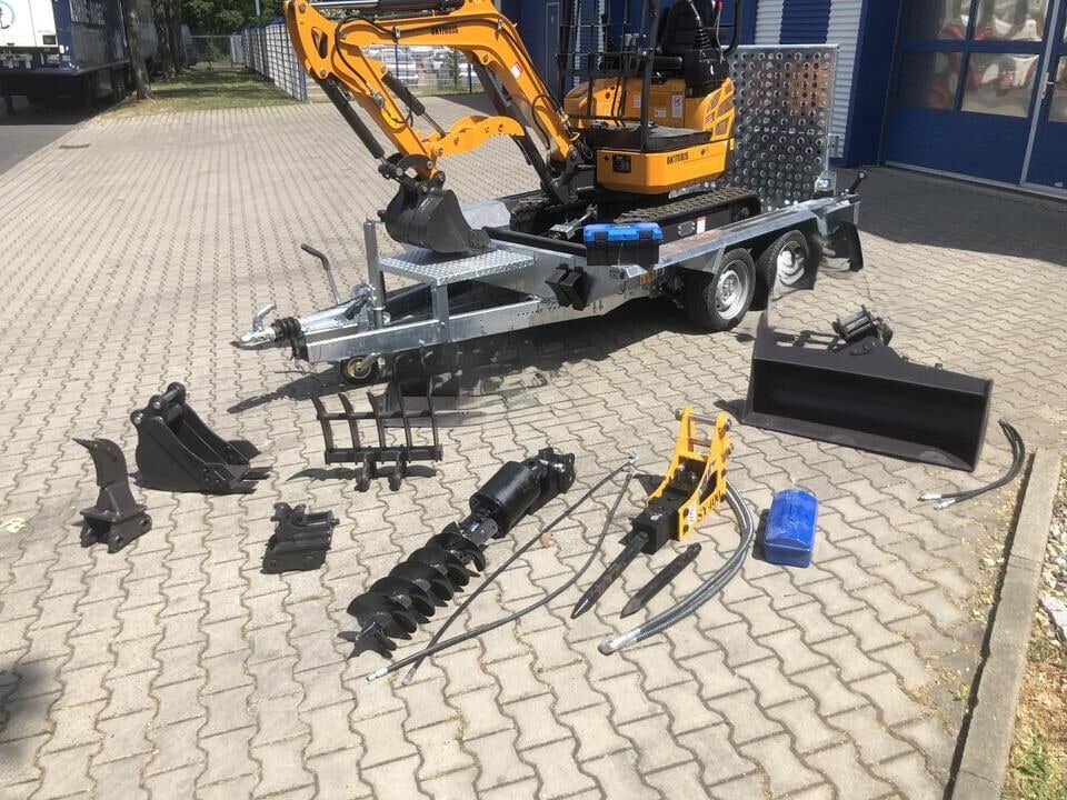 Berger Kraus BK1700JS mini excavator on trailer with attachments Berger Kraus BK1700JS mini excavator on trailer with attachments