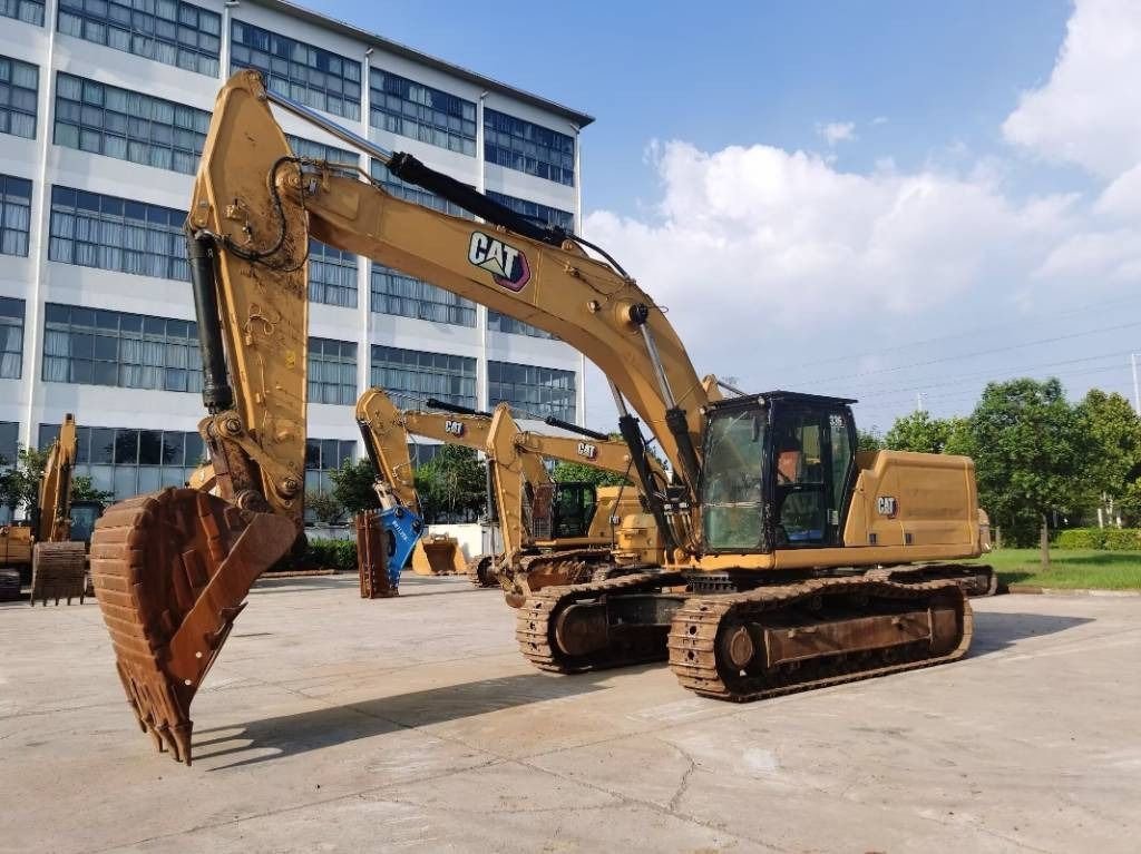 2025 Caterpillar 336 crawler excavator, side profile view