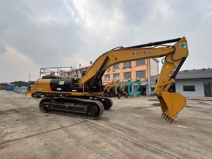 2024 Caterpillar 336D2 crawler excavator, side profile view 2024 Caterpillar 336D2 crawler excavator, side profile view