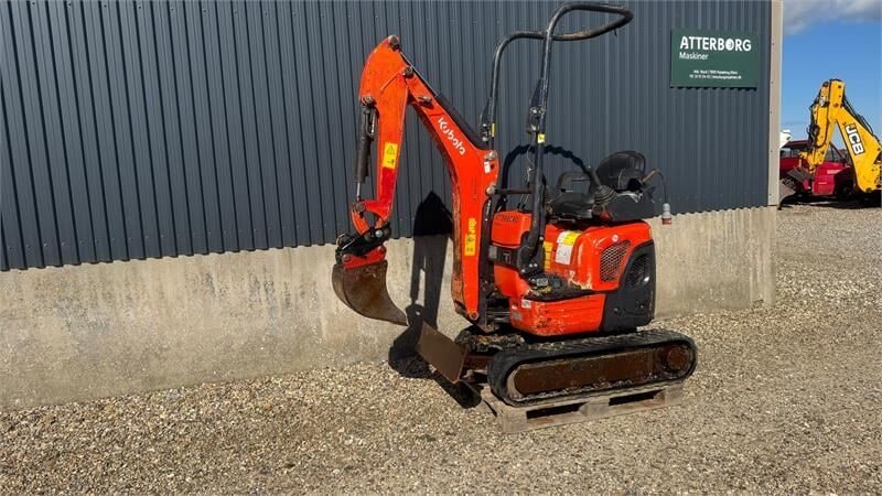 2019 Kubota U10-3 mini excavator, side view 2019 Kubota U10-3 mini excavator, side view