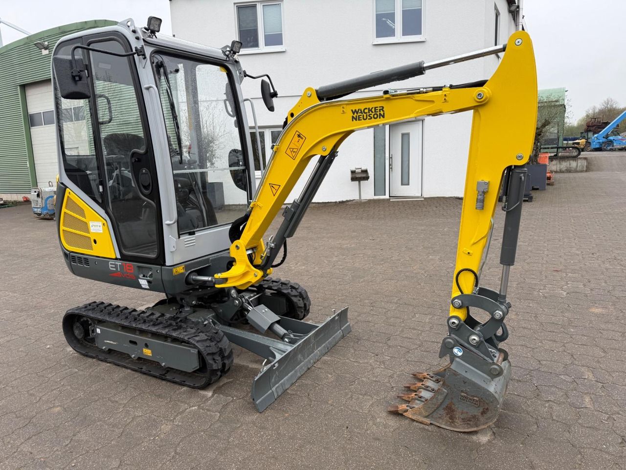 2025 Wacker Neuson ET18 mini excavator, side view 2025 Wacker Neuson ET18 mini excavator, side view
