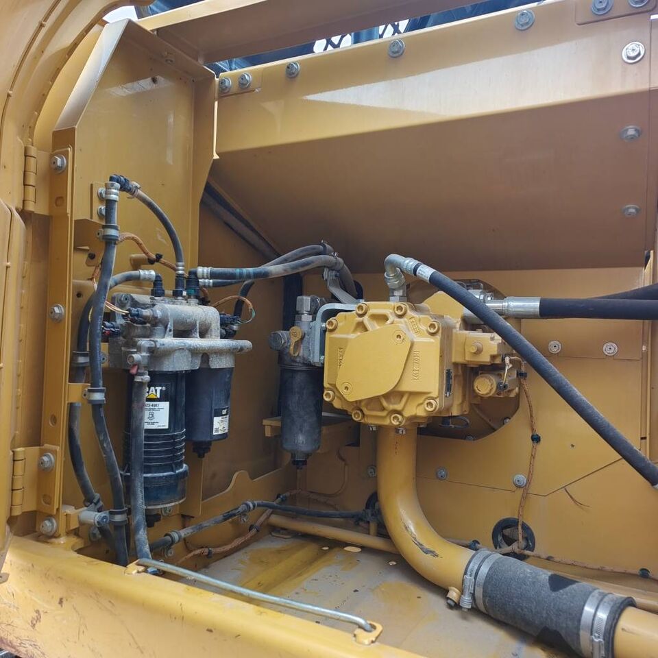 2024 Caterpillar 320GX crawler excavator engine compartment detail 2024 Caterpillar 320GX crawler excavator engine compartment detail