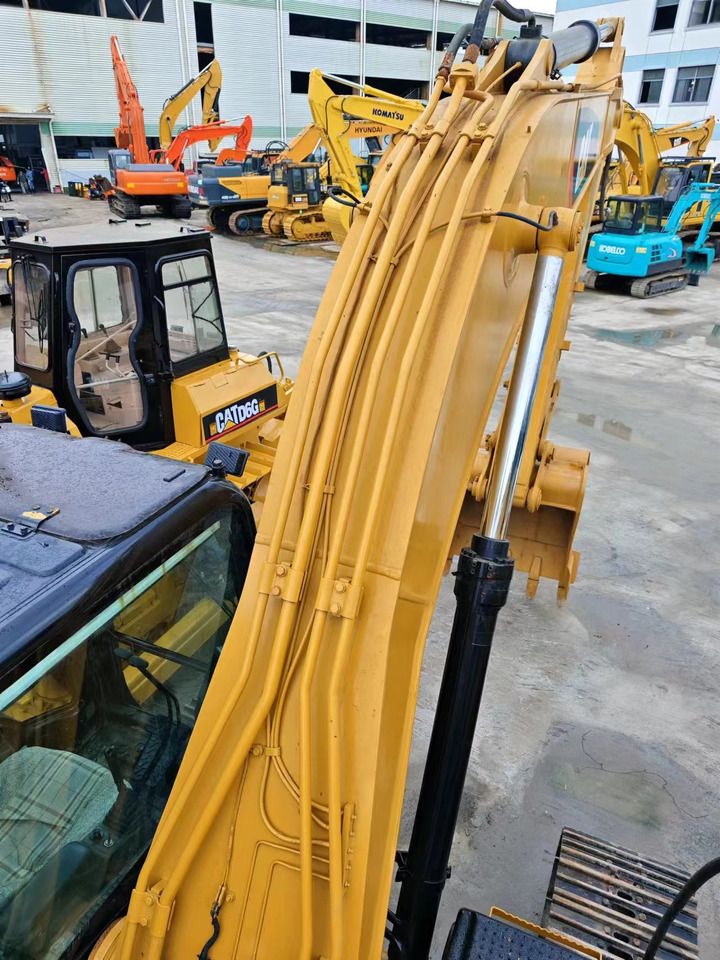 2019 Caterpillar 320D pelle sur chenilles, vue en plongée de la flèche 2019 Caterpillar 320D pelle sur chenilles, vue en plongée de la flèche
