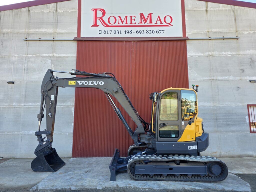 2020 Volvo ECR88D mini excavator, side profile view 2020 Volvo ECR88D mini excavator, side profile view