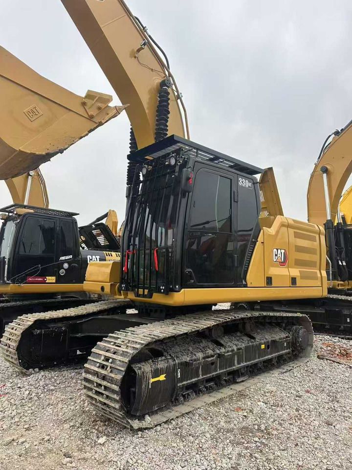 2022 Caterpillar 330GC Raupenbagger, Front-Dreiviertelansicht